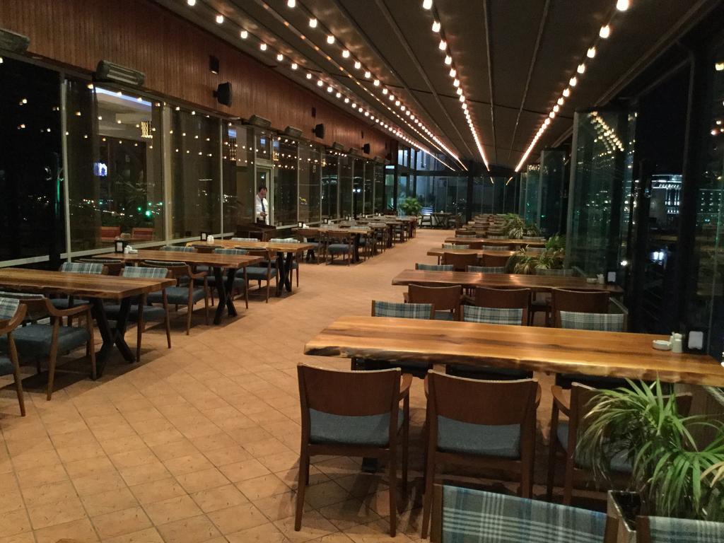 Riviera Hotel บากู ภายนอก รูปภาพ